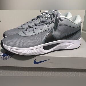 Nike Giannis Freak 6 TB Men’s 11